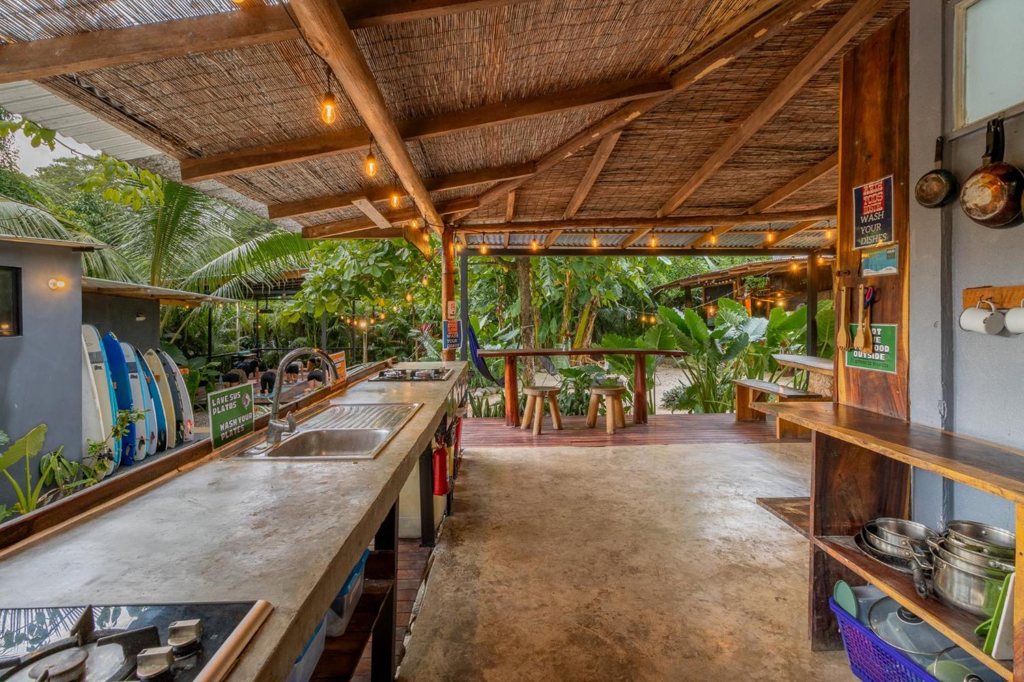 Akih Pods Hostel Playa Santa Teresa  Dış mekan fotoğraf
